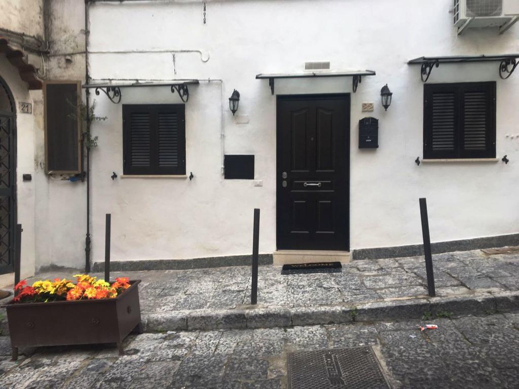 Casa Vacanze Sannazzaro Flat Neapel Exterior foto
